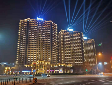 威海(hai)市(shi)華(hua)瀚大湖(hu)公(gong)館(guan)樓體(ti)及(ji)週(zhou)邊景(jing)觀亮化工程